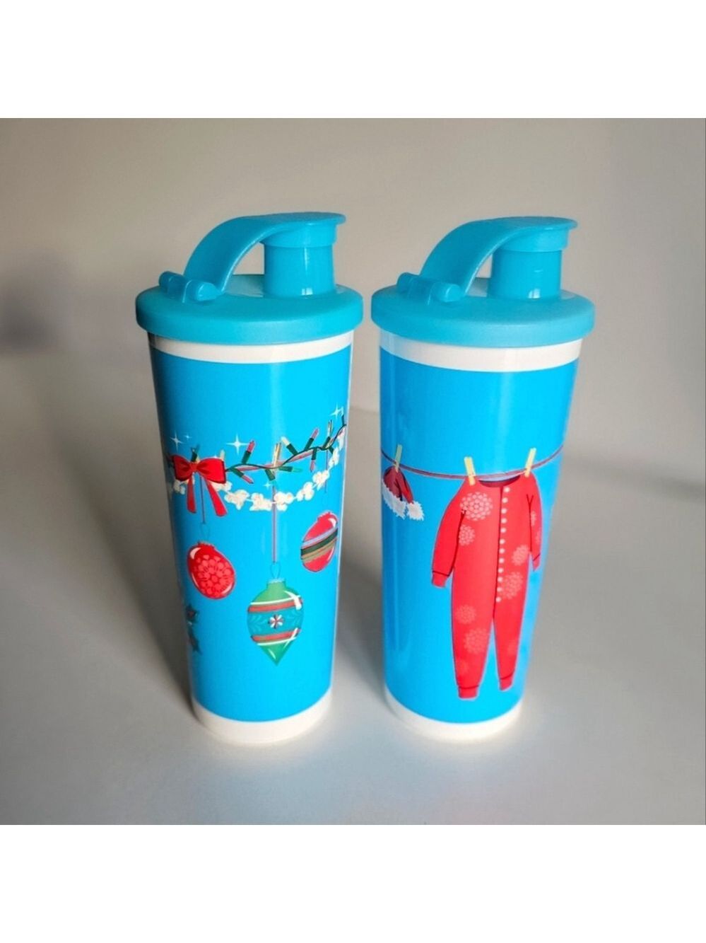 Tupperware Christmas Holiday Flip Top Tumblers Set of 2